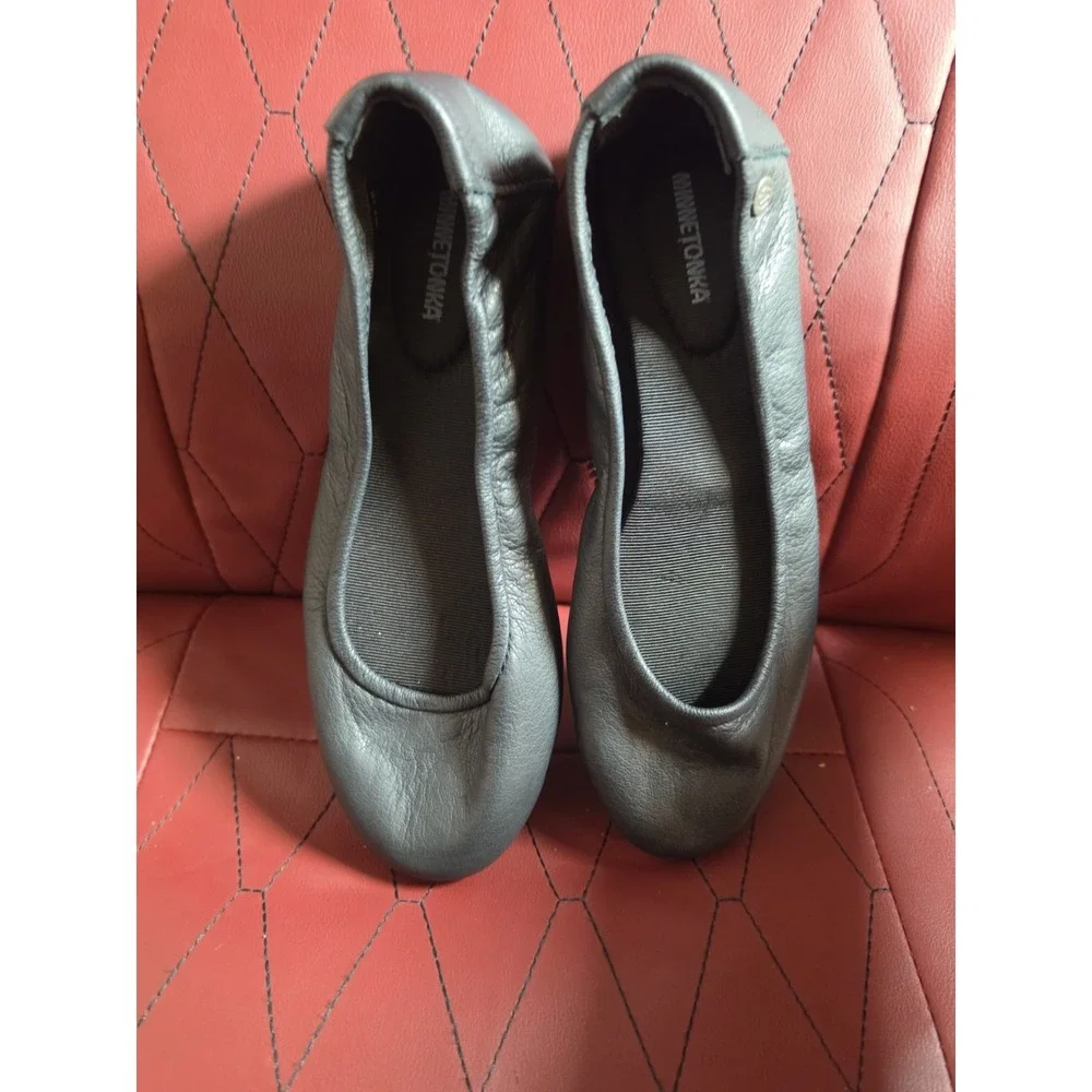 Minnetonka Leather Ballet Shoes - Anna Ballet Flat Women's Size 5 US
